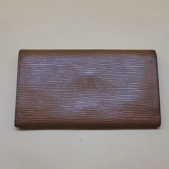 Authentic Louis Vuitton Epi Wallet